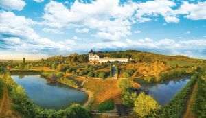 Photo source: facebook.com/purcari